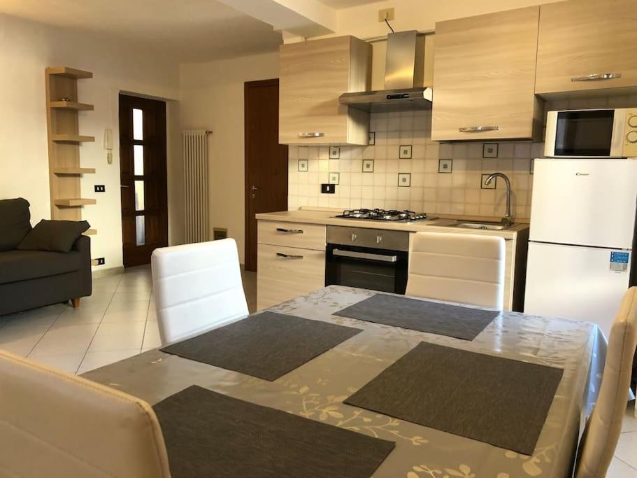 Casa Del Borghetto Apartment Intra Ngoại thất bức ảnh